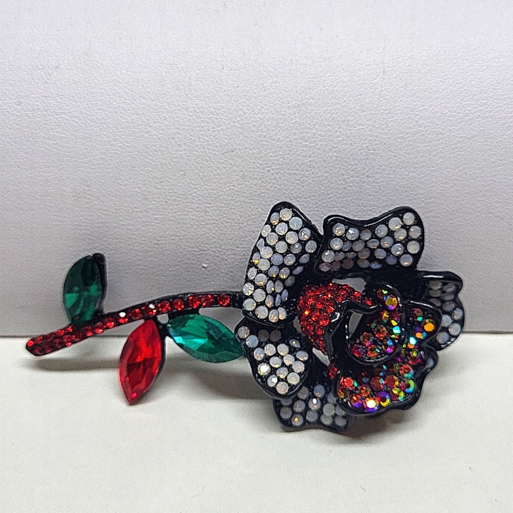 Fabulous Crystal Rose Brooch Pendant